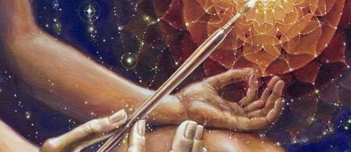 persona-meditazione-dipinge-mandala